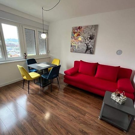 Apartamento Four Pearls Karlovac Exterior foto